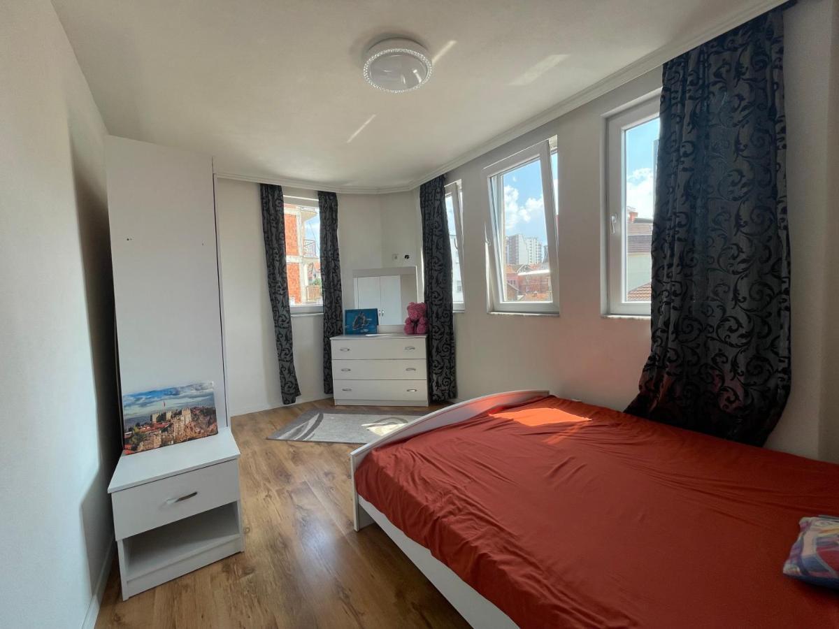 38 Apartment 1 Pristina Kültér fotó